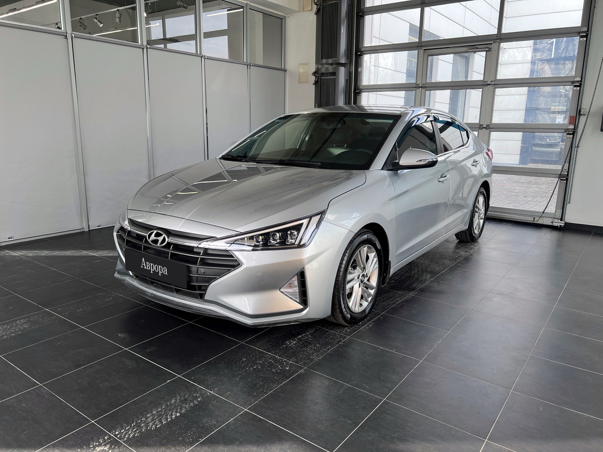 Hyundai Elantra